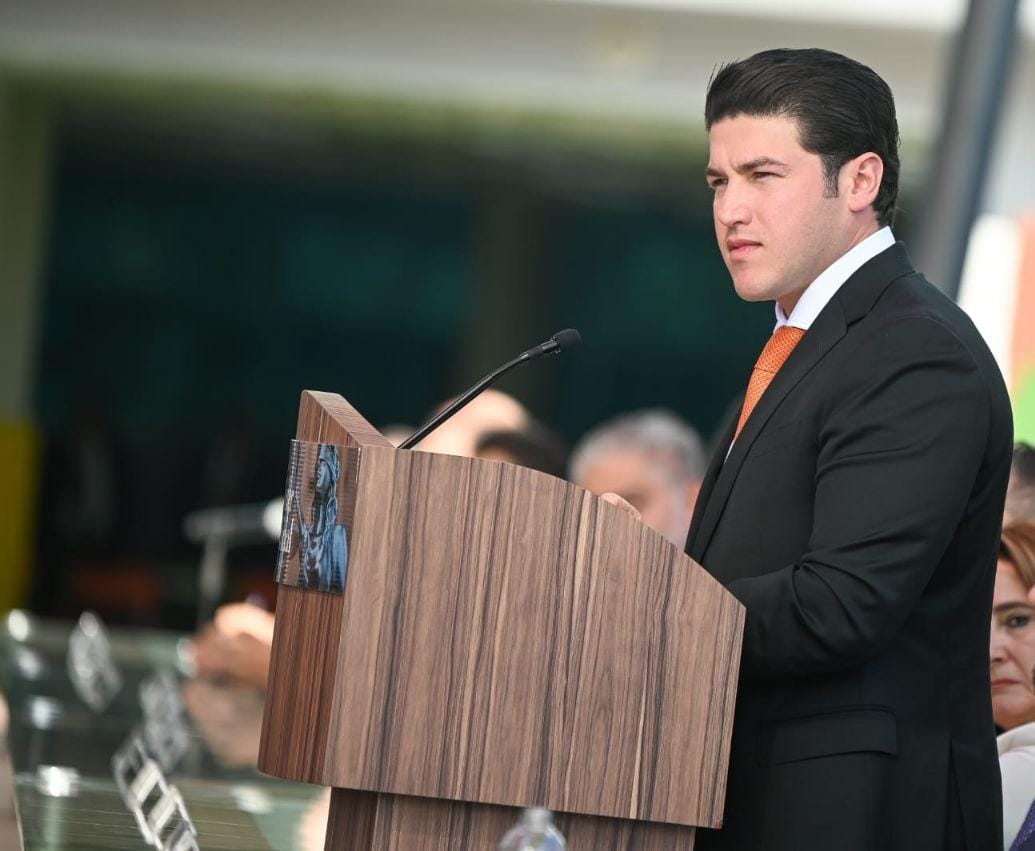Inicia Samuel García gira de trabajo en Foro Económico Mundial en Davos, Suiza