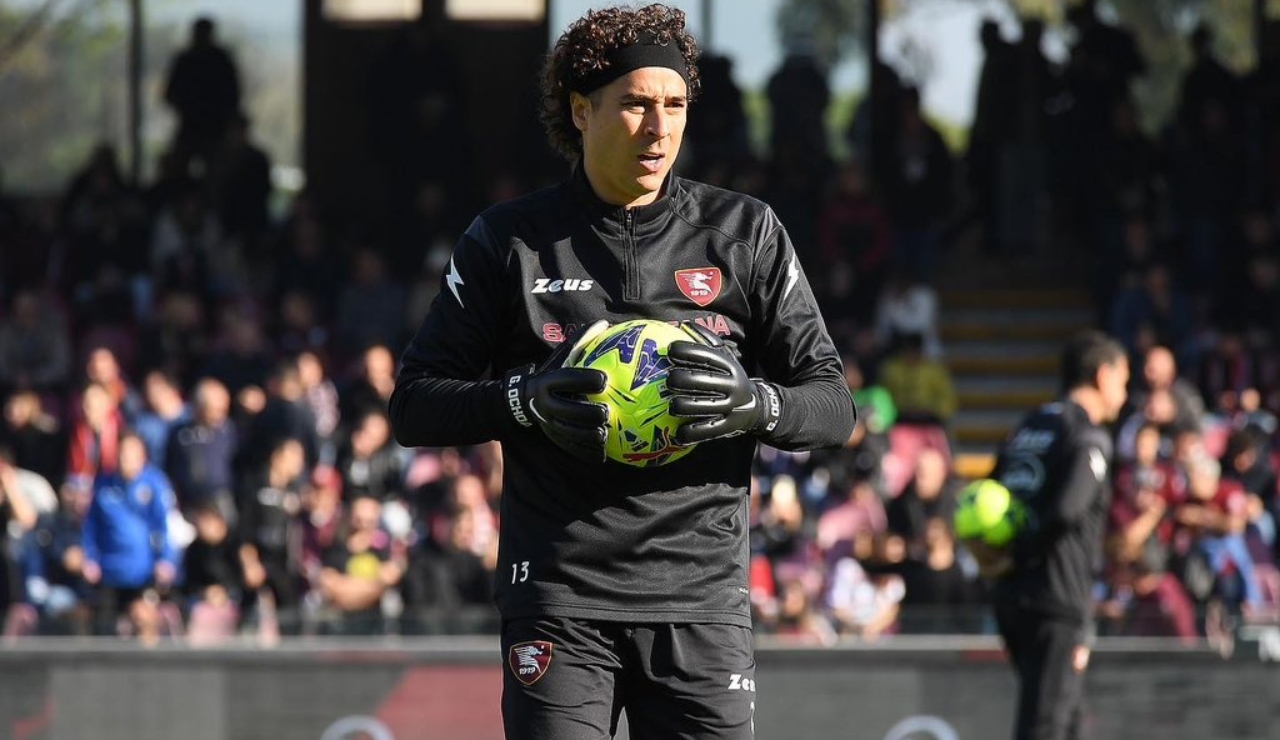 Salernitana_memo_ochoa