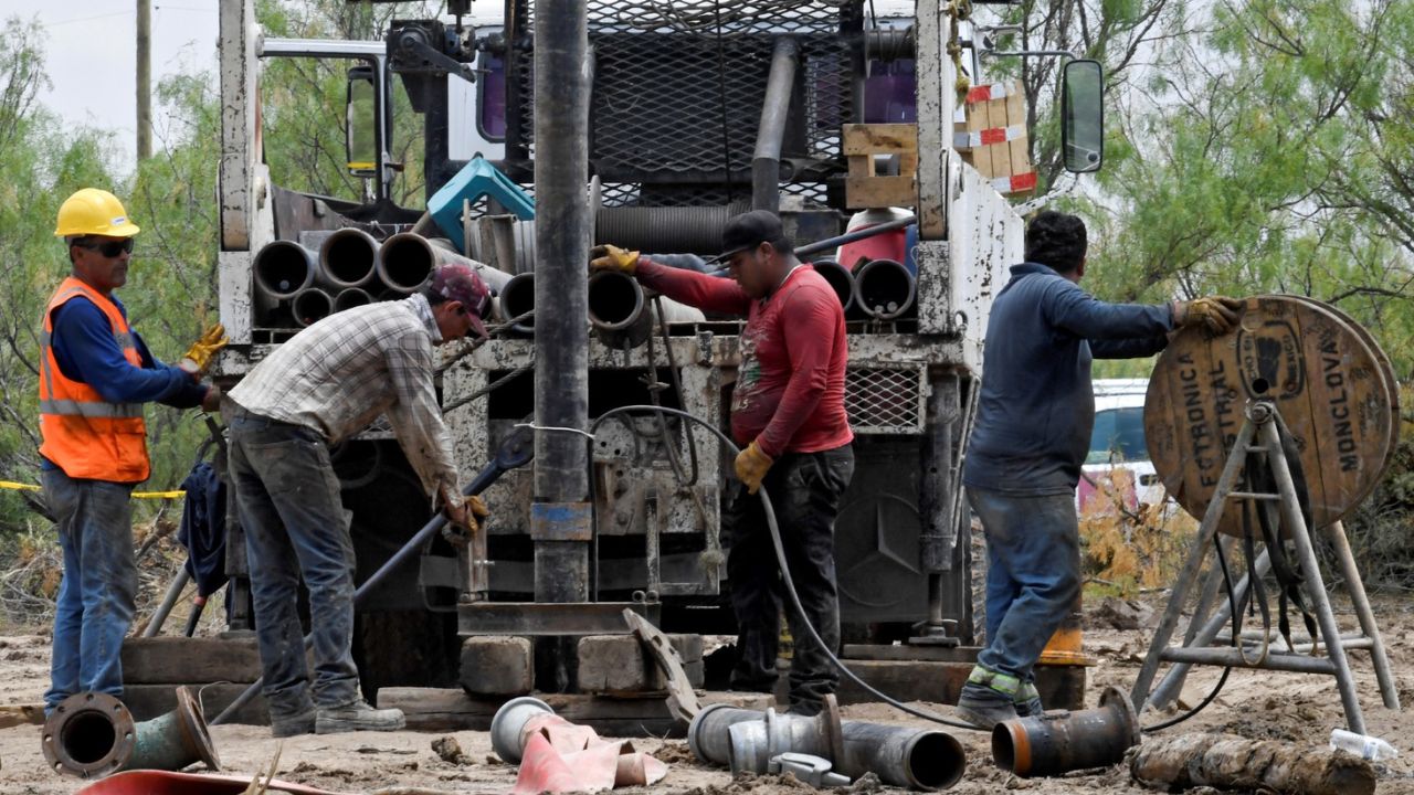 gobierno-de-amlo-invertira-4-mil-millones-de-pesos-en-rescate-de-10-mineros-en-el-pinabete-coahuila