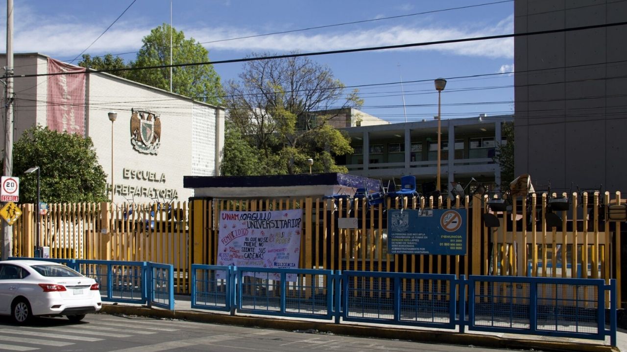 joven-robo-prepa8