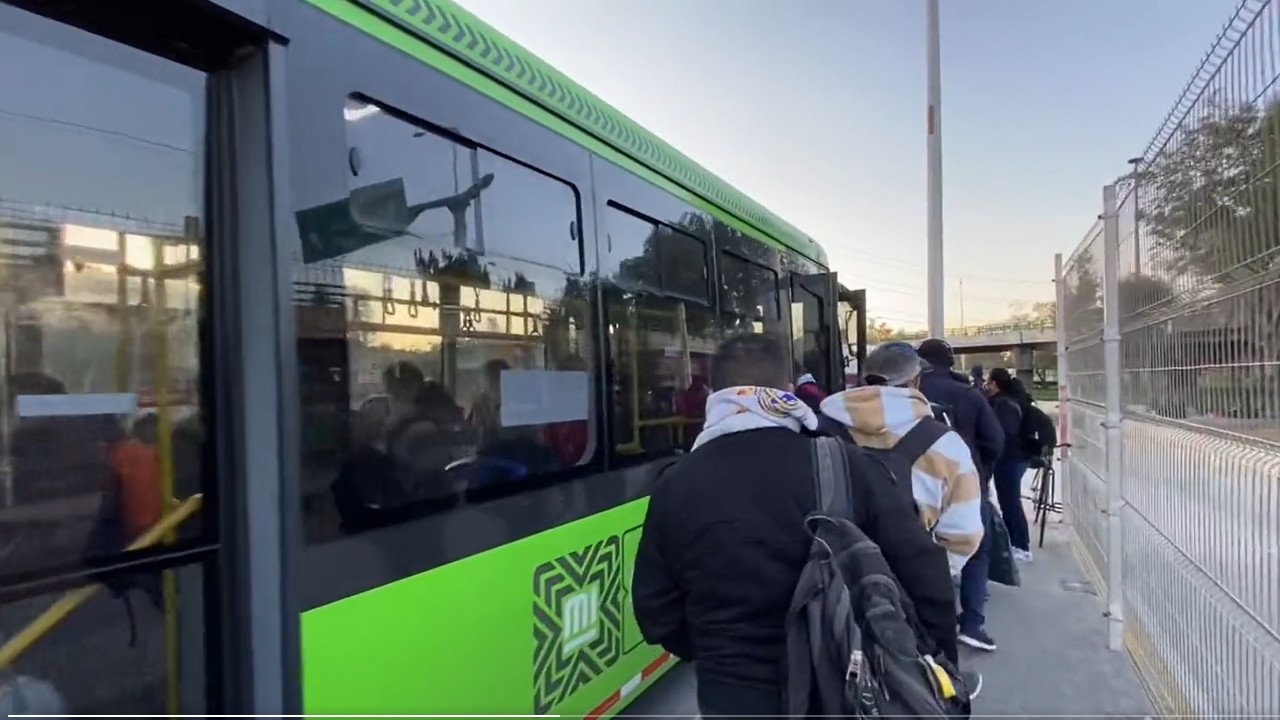 servicio-de-transporte-apoyo-linea-3-metro