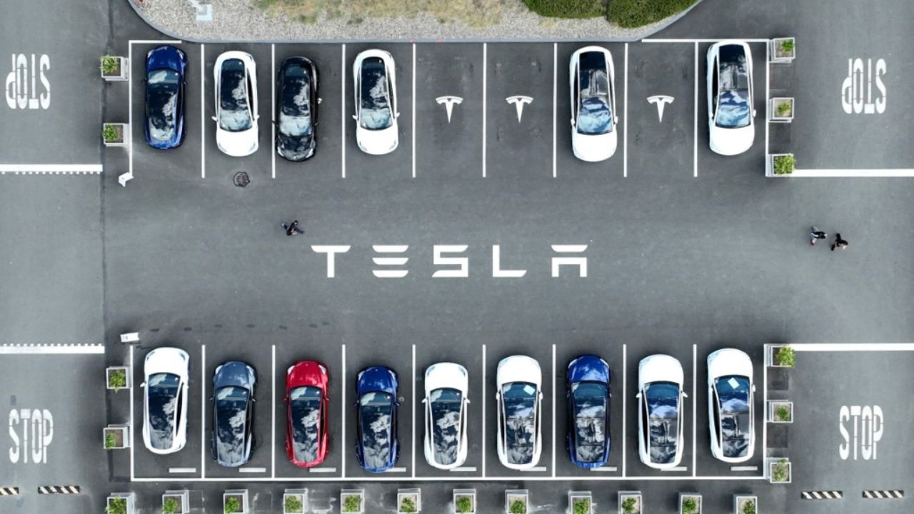 departamento-de-justicia-de-eua-investiga-las-funciones-de-autoconduccion-de-tesla