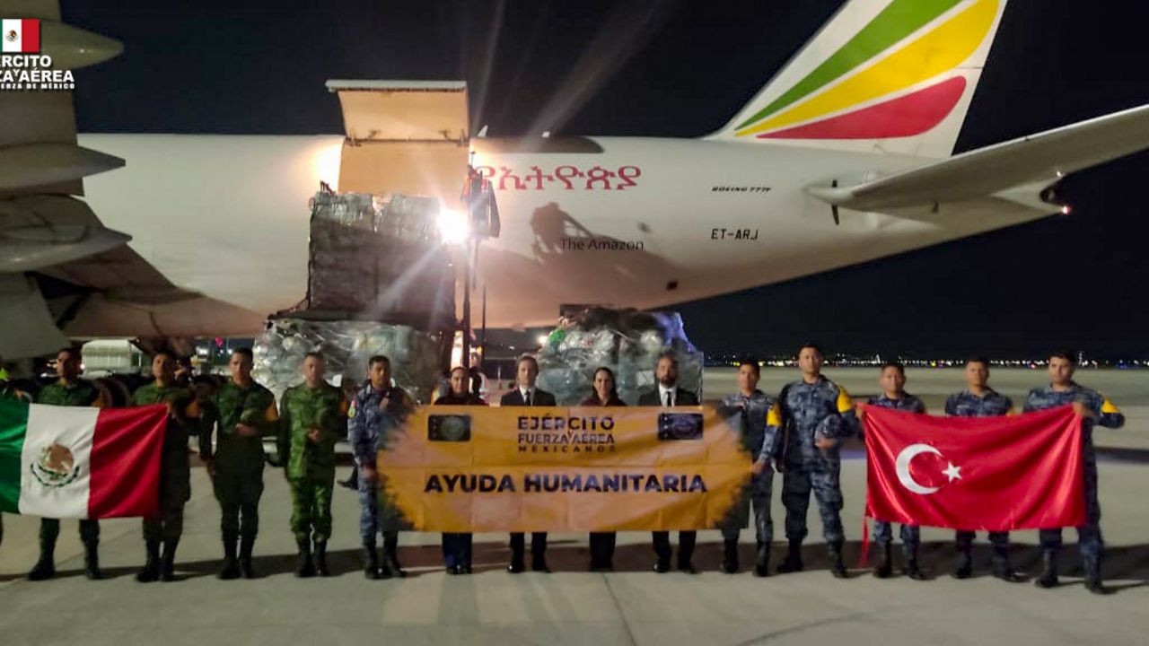 mexico-envia-100-toneladas-de-ayuda-humanitaria-a-turquia-tras-sismo