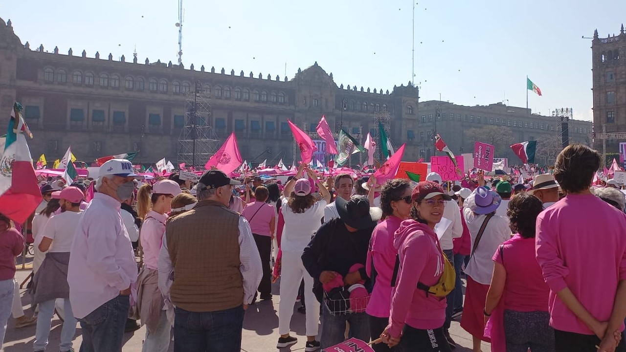 segunda-marcha-en-defensa-ine
