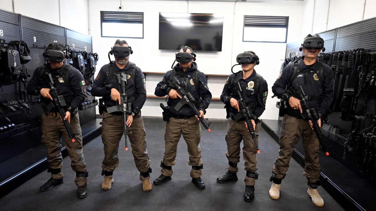 video-policias-de-la-cdmx-ya-entrenan-con-realidad-virtual-3d-1