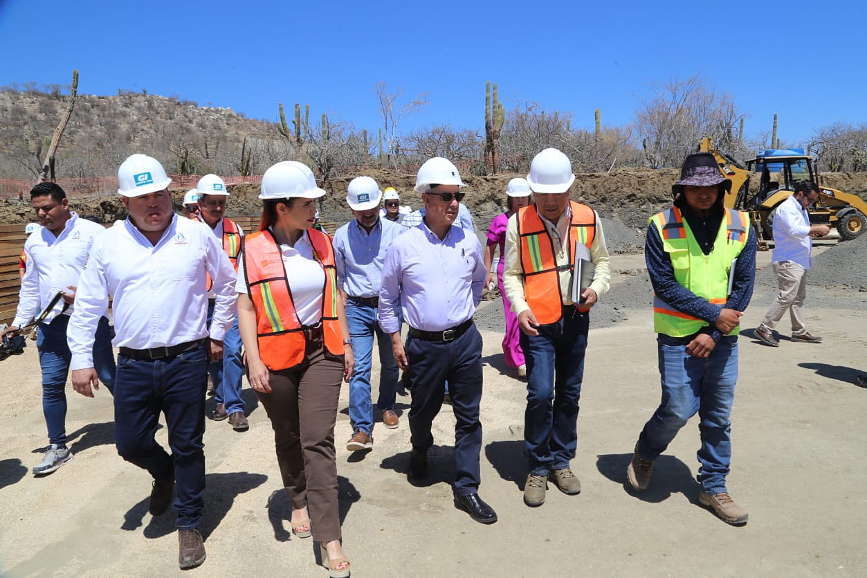 Supervisa director general del Issste construcción de Clínica Hospital Los Cabos