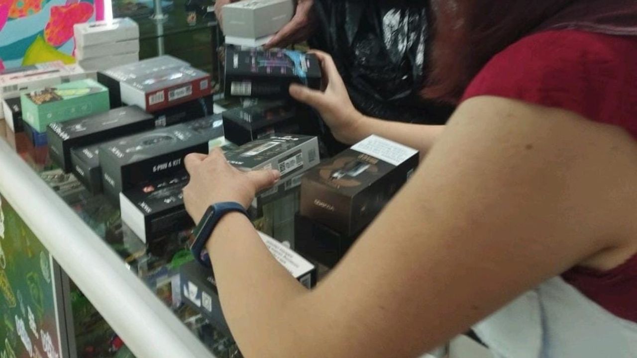aseguran-741-vapeadores-y-suspenden-cuatro-negocios-en-cdmx