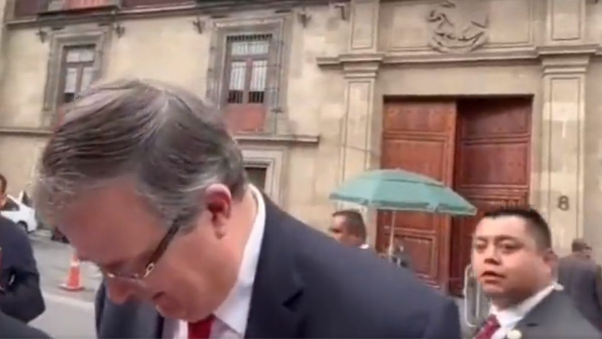 ebrard-helado-palacio-nacional