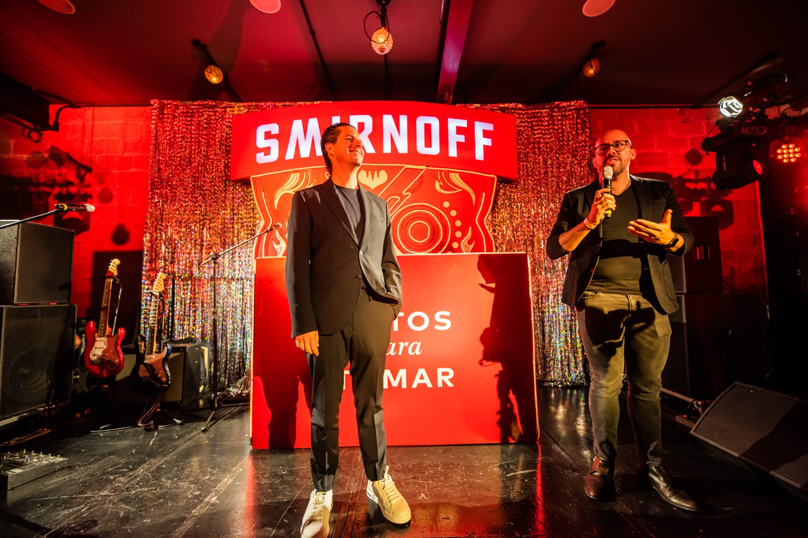 Smirnoff lanza nueva presentación de Smirnoff X1 Tamarindo en México y presenta Smirnoff Smash