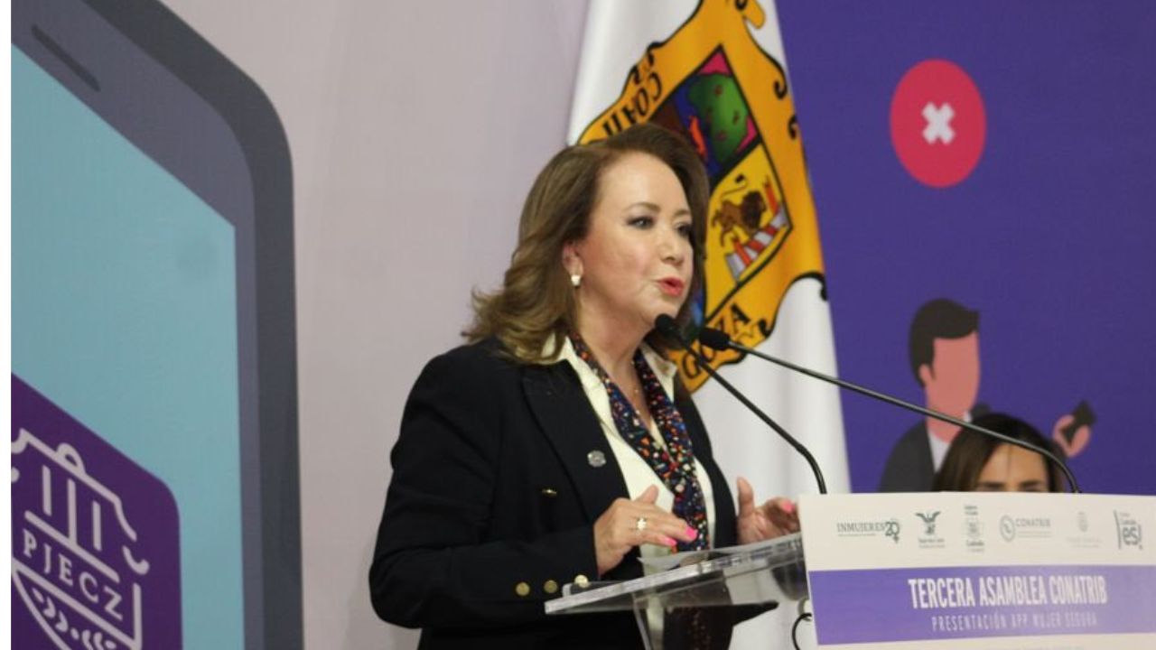 Yasmin-Esquivel-Mossa