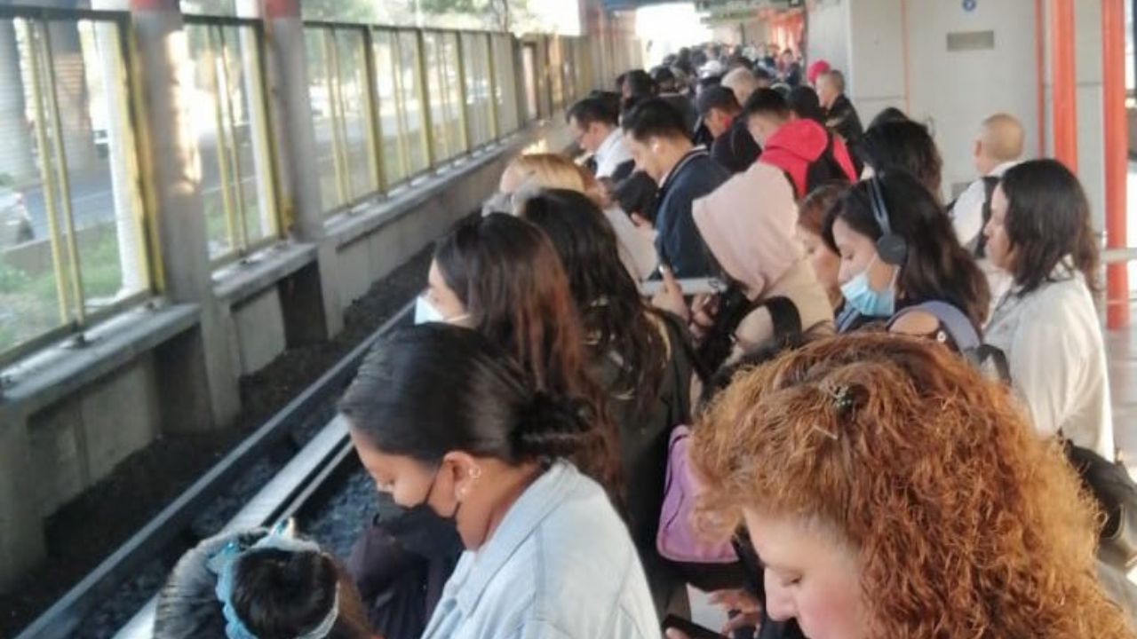 caos-mananero-usuarios-reportan-retrasos-de-mas-de-20-minutos-en-lineas-3-5-6-9-y-b-del-metro