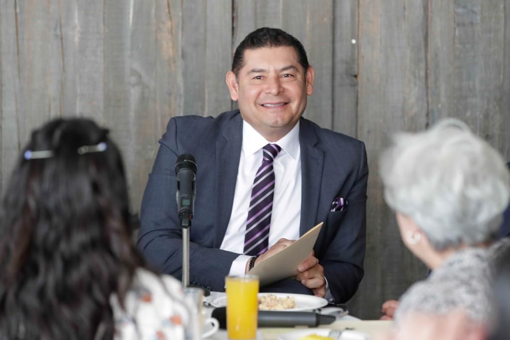 Alejandro Armenta analiza proceder legalmente contra la ministra Piña; Presidenta de la SCJN acepta ser autora de textos