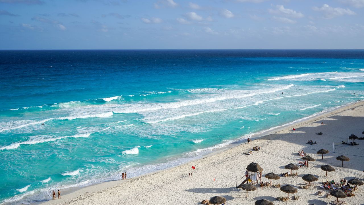 Cancun-narcocorridos