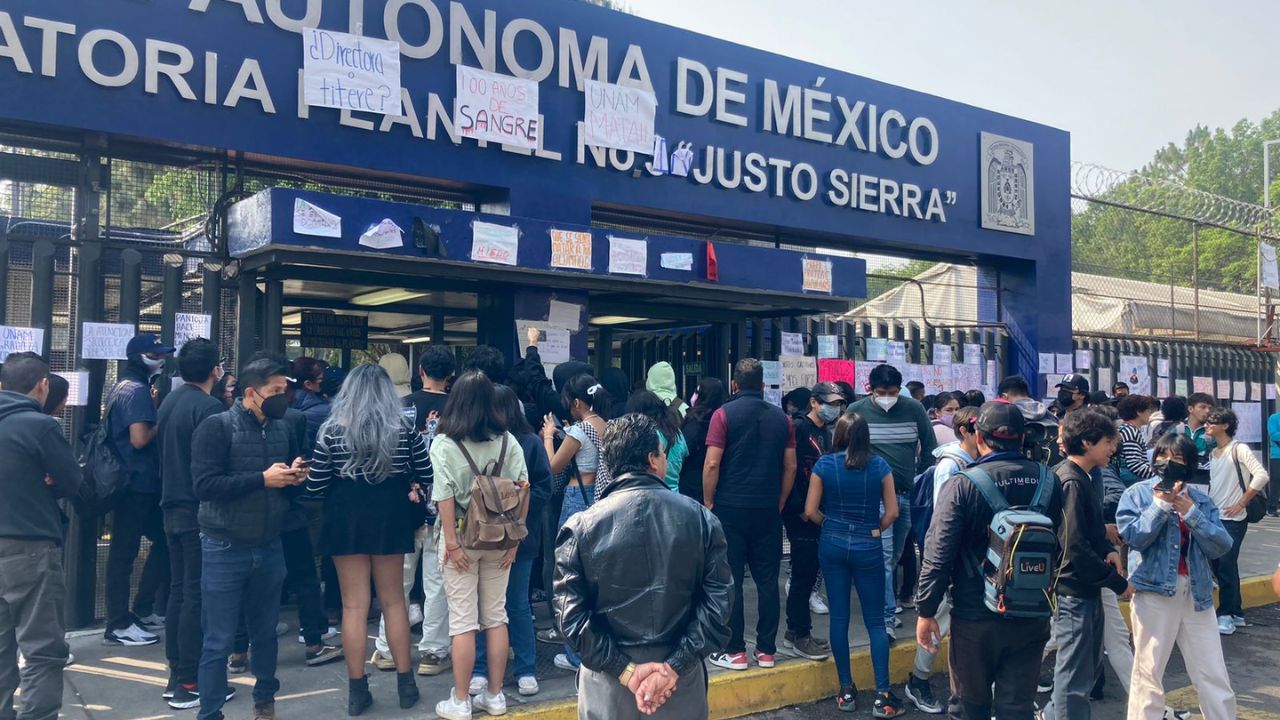 Ietza-Abril-prepa-3-unam-paro
