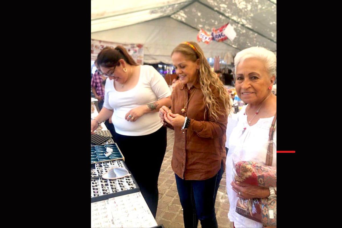 e7c2fff6-25e2-4051-b493-818b84cf9003