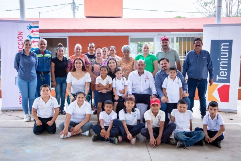 24_alumnos_son_los_beneficiados_del_programa_de_Voluntarios_en_Accin_de_Ternium_en_la_comunidad_de_El_Bordo_Colima__004