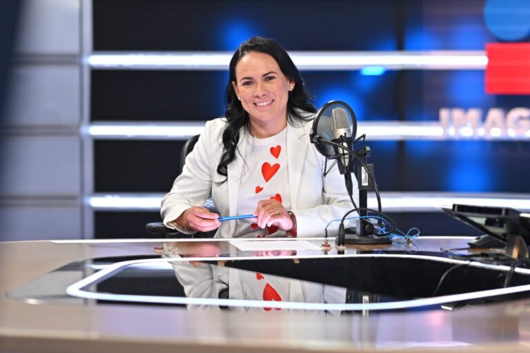 The Guardian revela investigación sobre desvío millonario de empresas fantasmas ligadas al PRI del Estado de México