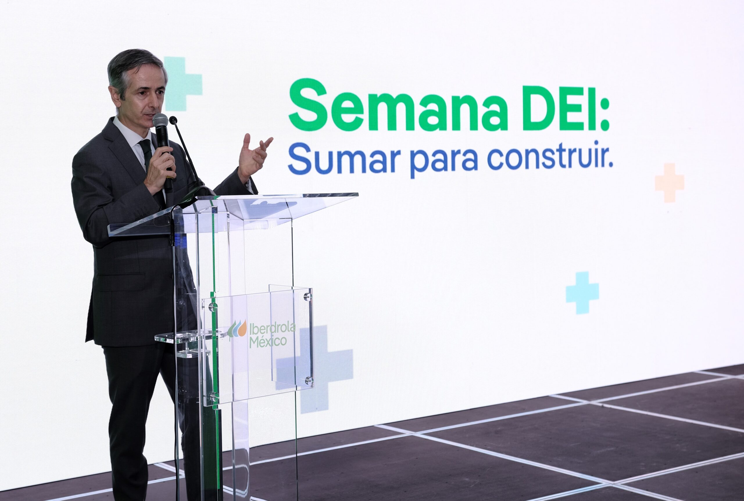 Enrique_Alba_CEO_de_Iberdrola_Mxico_inaugur_la_Semana_de_la_Diversidad_Equidad_e_Inclusin_2023
