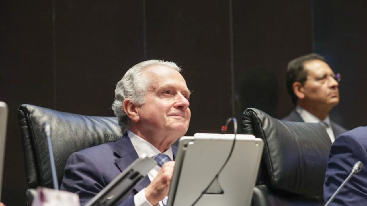Santiago-Creel-Morena