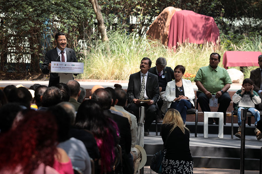 Zoológico-de-Chapultepec,-100-años-de-construir-tejido-social-y-conservar-la-vida-animal--Martí-Batres