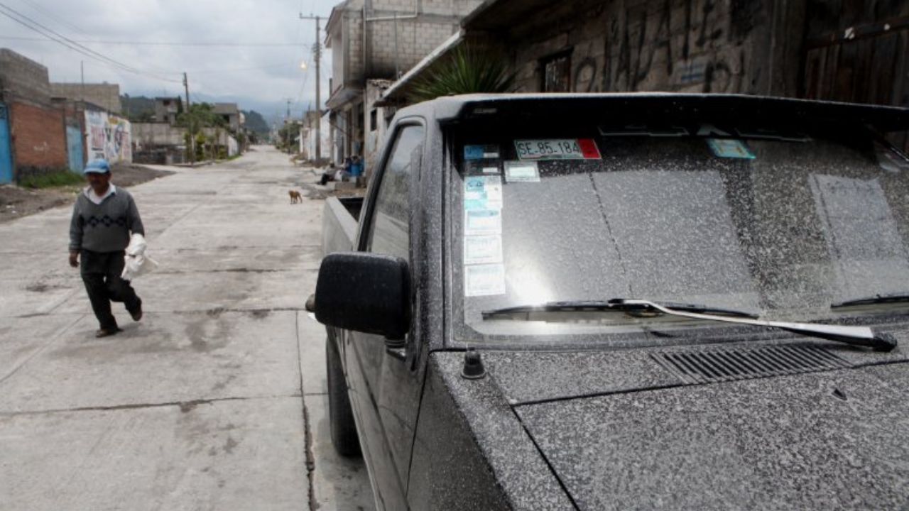 ojo-alerta-por-caida-de-ceniza-en-nueve-alcaldias-de-la-cdmx