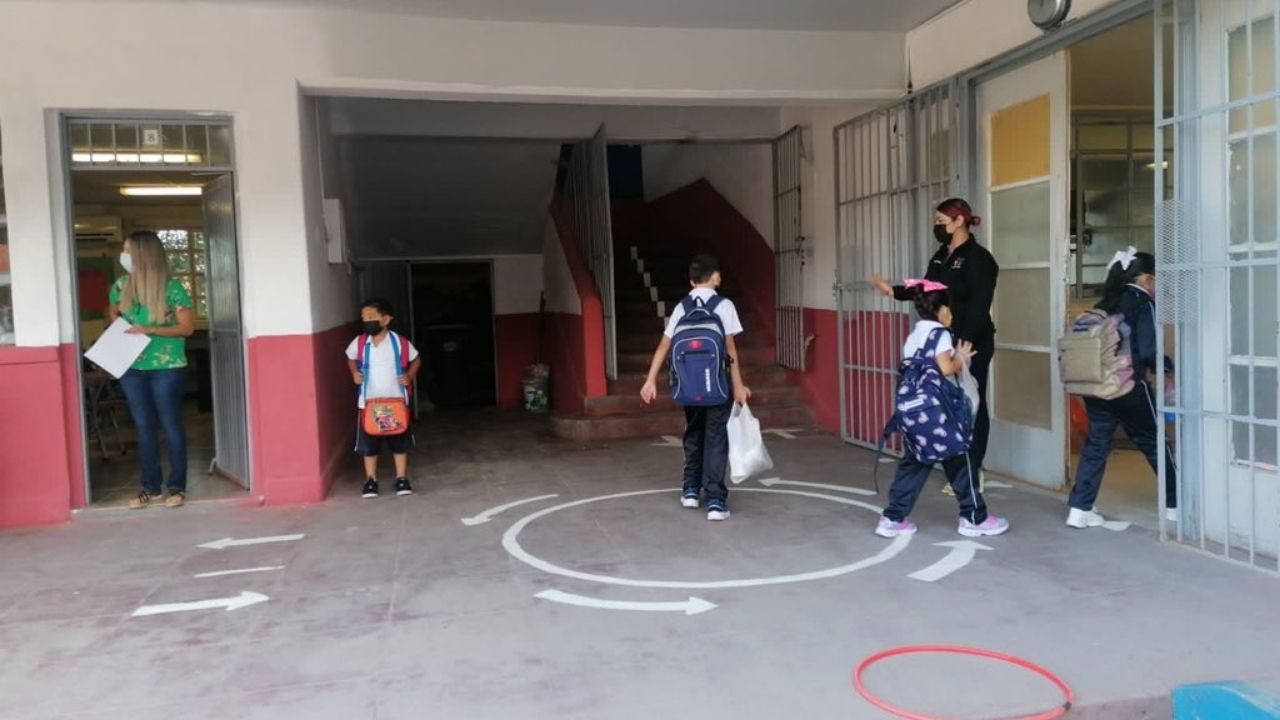 Cierran-salones-en-Tabasco-tras-contagio-de-Covid-19-de-58-niños