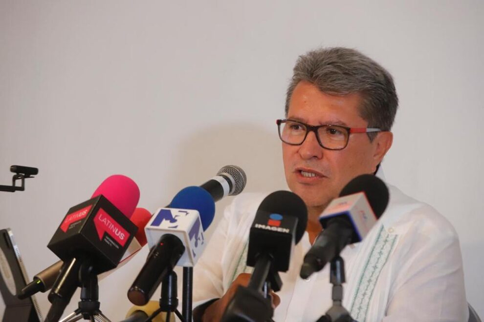 Ricardo Monreal refrenda, en Guerrero, su compromiso para lograr un país más seguro