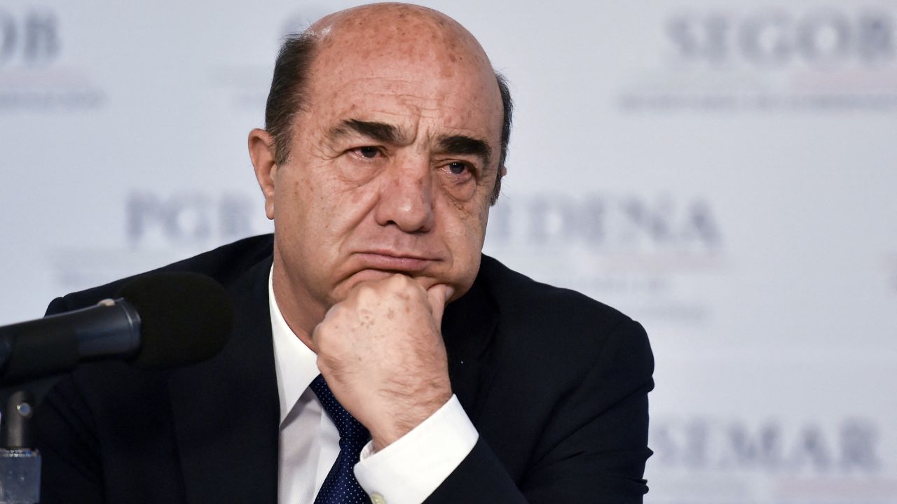 aplazan-enero-2024-audiencia-murillo-karam-caso-ayotzinapa