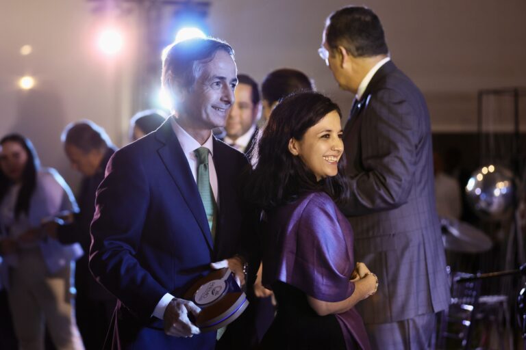 1._Enrique_Alba_CEO_de_Iberdrola_Mxico_recogiendo_el_Premio_tica_y_Valores_-_Trayectoria_de_la_compaa