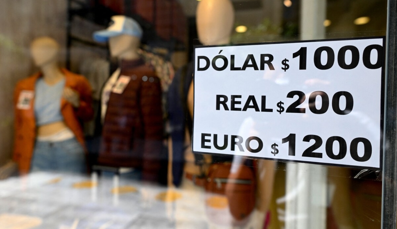 argentina_dolar