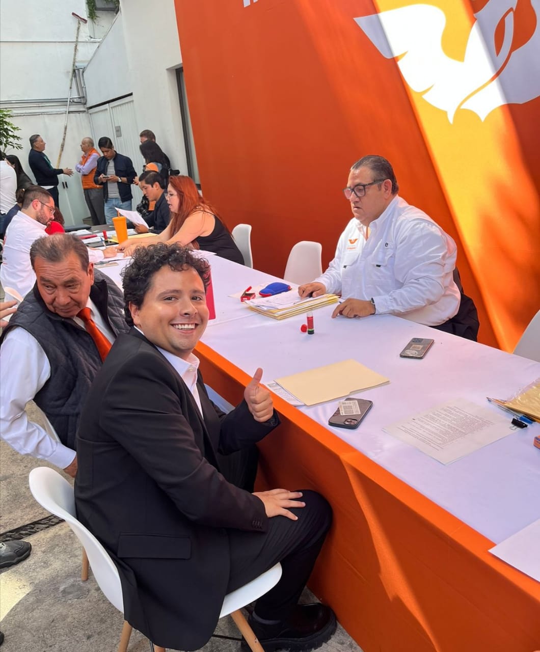 Se registró José Pellegrin Romero como precandidato a Diputado Federal por Puebla