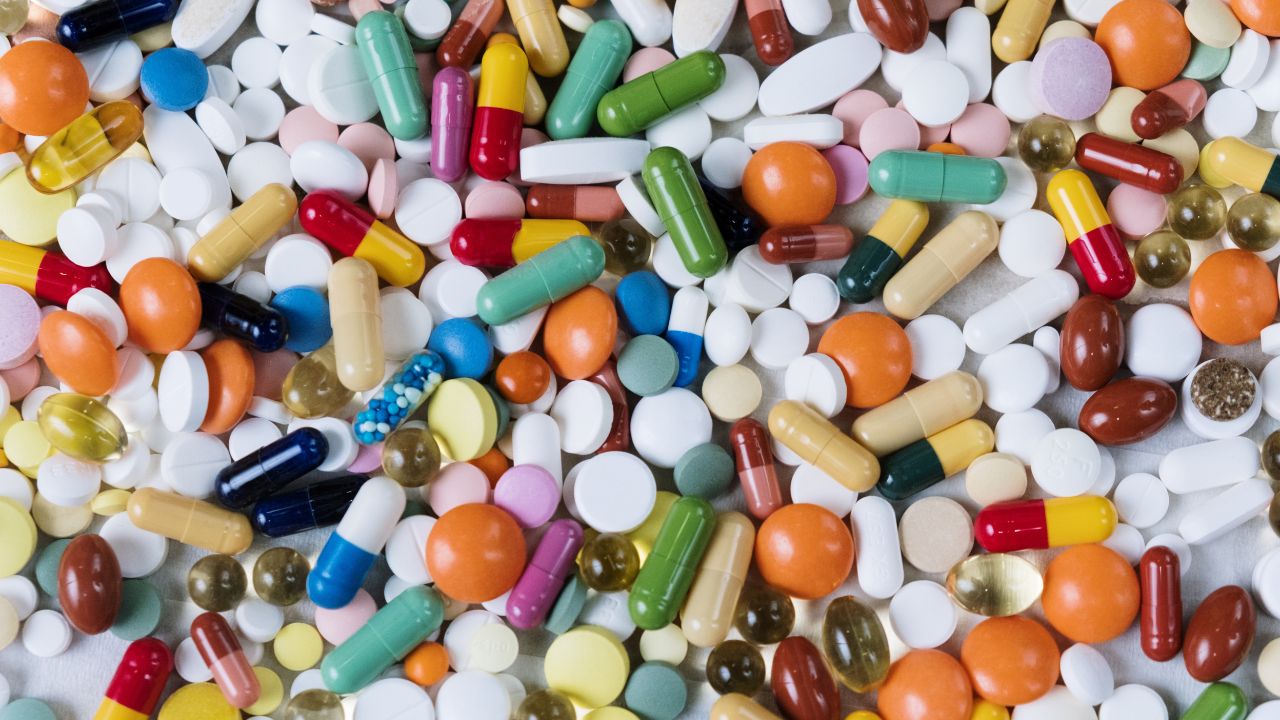 jorge-alcocer-preve-inauguracion-de-superfarmacia-medicamentos-para-el-30-de-diciembre