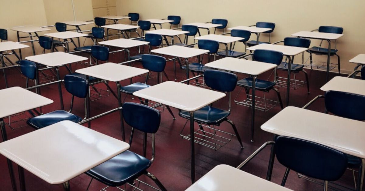 Menor-resulta-herido-tras-colapsar-pizarron-en-su-cabeza-en-Coahuila