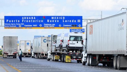 México tiene 50 aduanas, 19 se encuentran en la frontera norte, 2 en la frontera sur , 12 son interiores y 17 marítimas