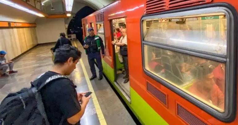 persona_se_arroja_linea_7