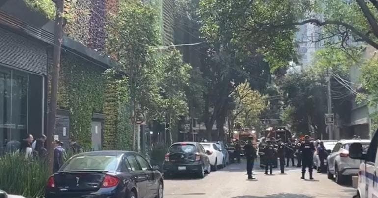 plaza-galerias-insurgentes-muerto