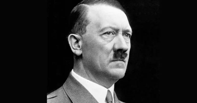 museo_polaco_descubre_un_estandarte_personal_de_hitler_unico_en_el_mundo