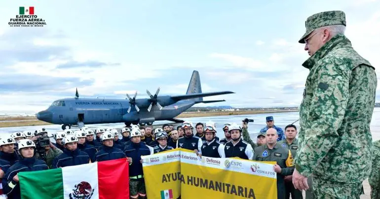 cuidense_mucho_titular_de_defensa_a_delegacion_enviada_a_combatir_incendios_en_la