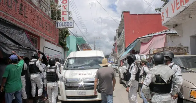 hallan-migrantes-hotel-puerto-madero-chiapas