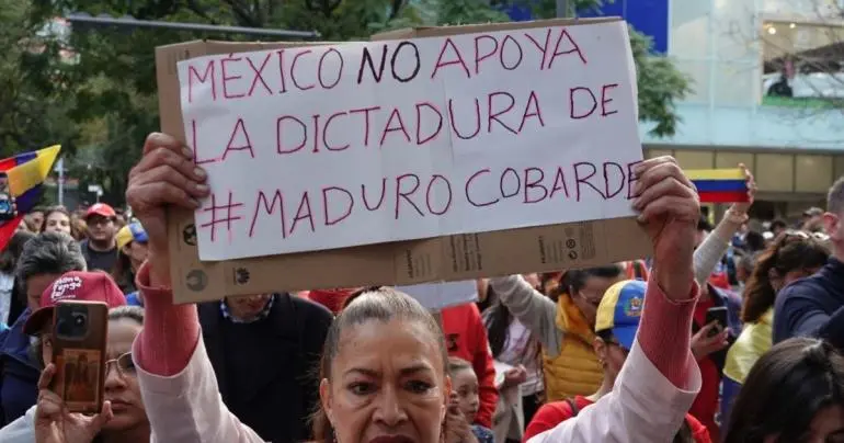 protestan-maduro-embajada-mexico-venezolanos