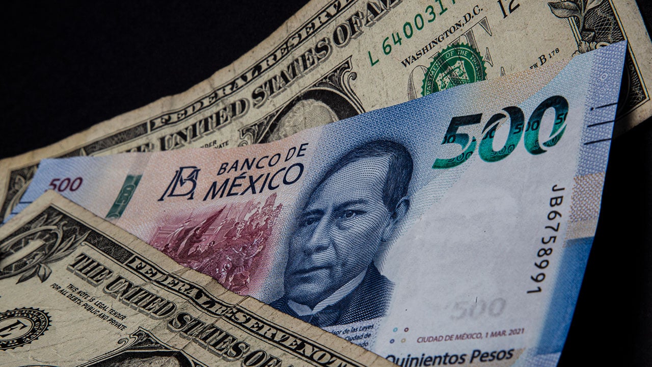 Dolar-peso-dinero-_ACH0046