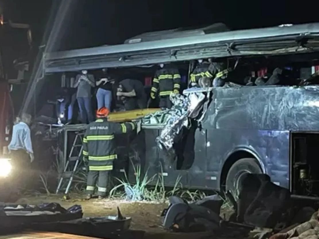 eb99ac5b-accidente-autobus-sao-paulo