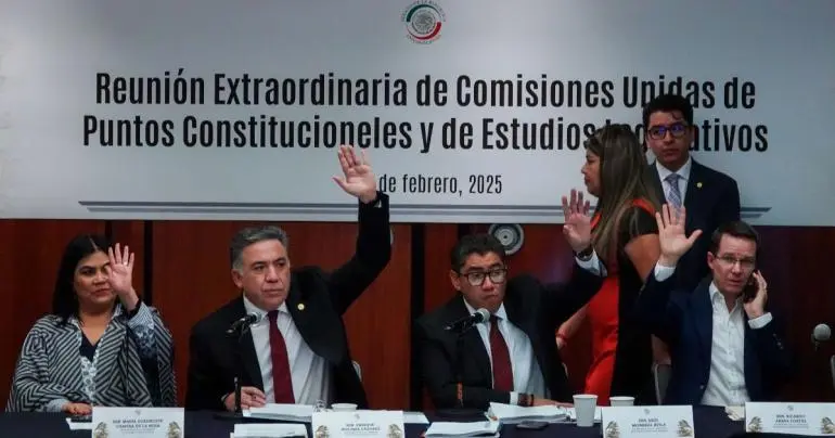 senado-avala-iniciativa-nepotismo-reeleccion
