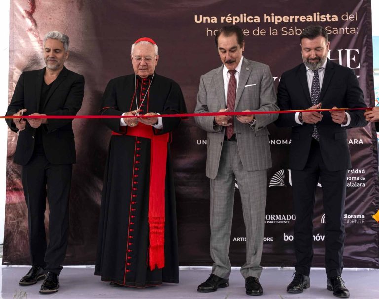 the_mystery_man_en_la_uag-1