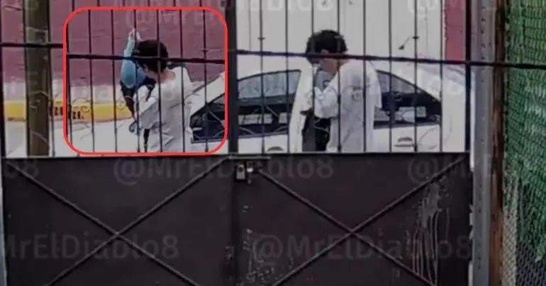 video_abandonan_a_bebe_recien_nacido_en_una_bolsa_de_plastico_en_tultitlan