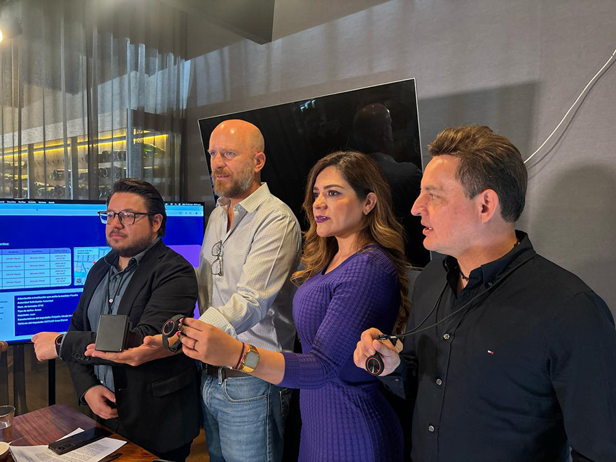 Presentan Pulsera Inteligente para protección de mujeres en México