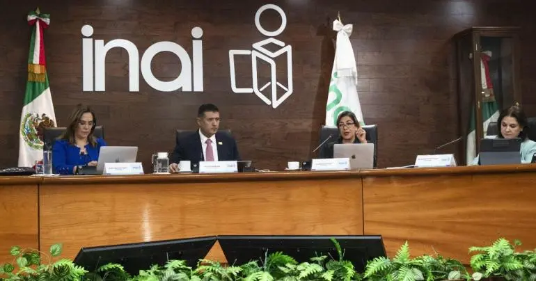inai-sedatu-documento-historico-persona