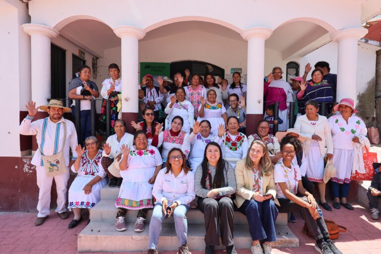 Crean_una_gua_sobre_el_derecho_a_la_propiedad_para_las_comunidades_indgenas_de_Mxico