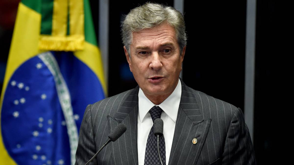 fernando-collor-de-mello-072726