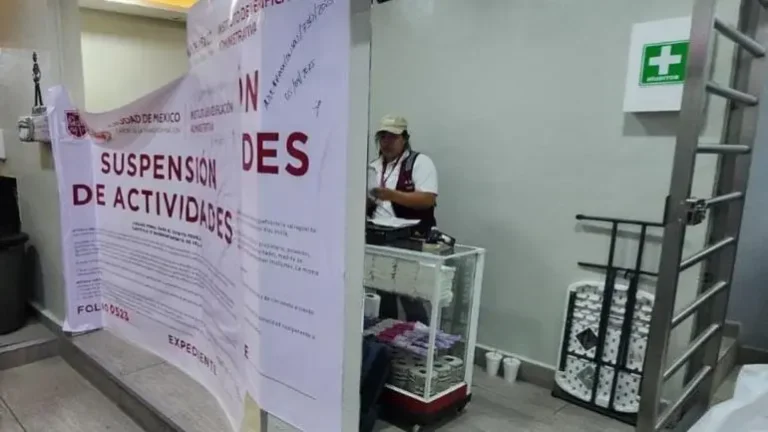 suspenden-banos-camaras-plaza-san-cosme-invea